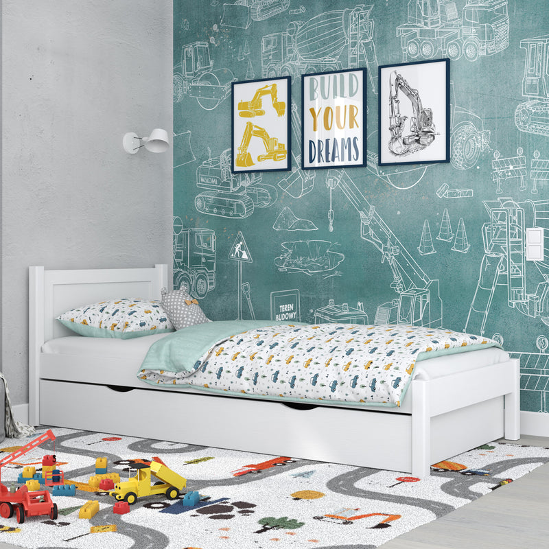 Lit simple avec tiroir en bois blanc – chambre d'enfant, style scandinave