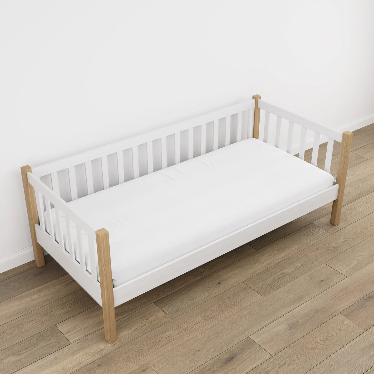 Sofa-lit blanc avec chêne dans la chambre d'enfant – décoration scandinave, en bois