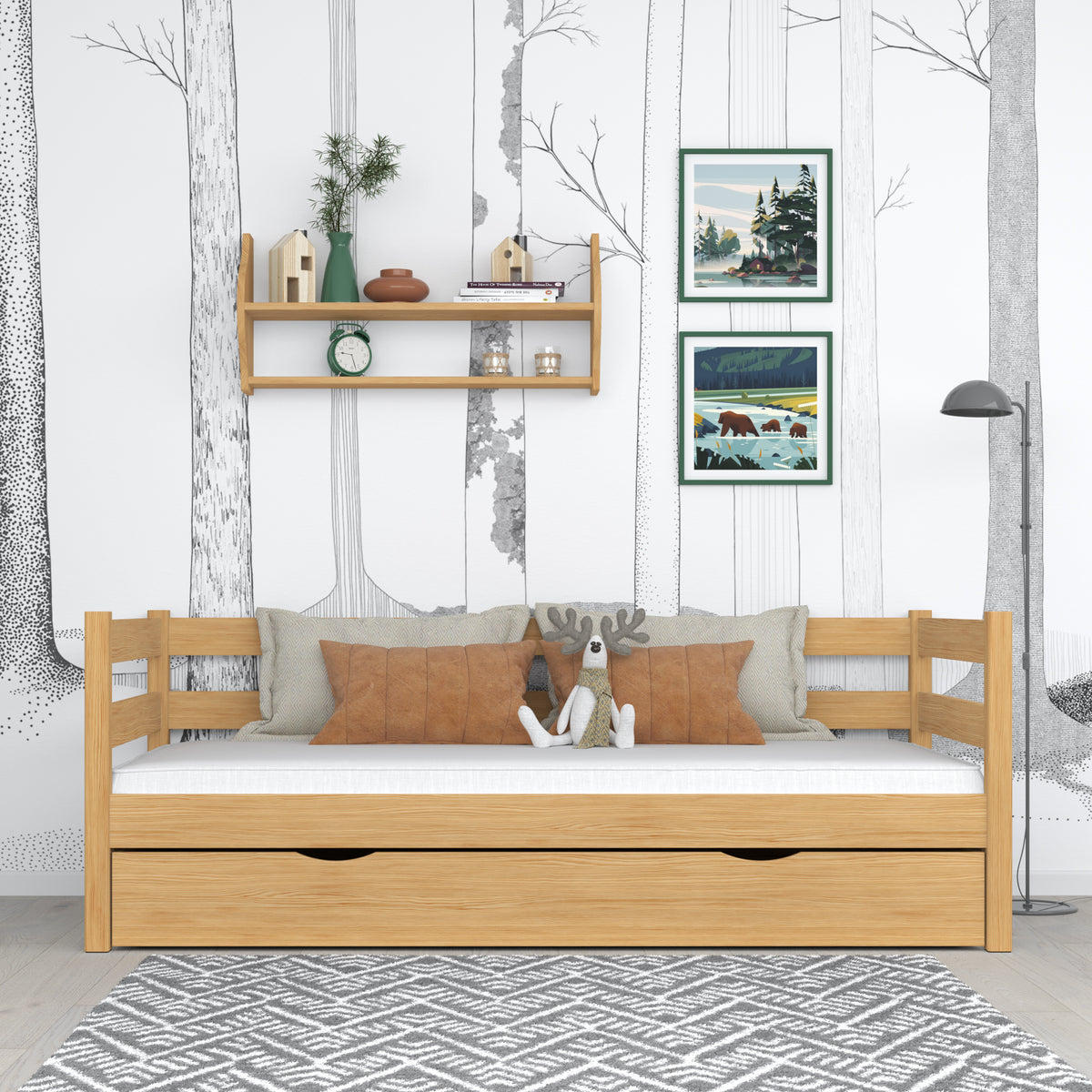 Sofa-lit en bois pin naturel – tiroir ouvert, rangement pour literie