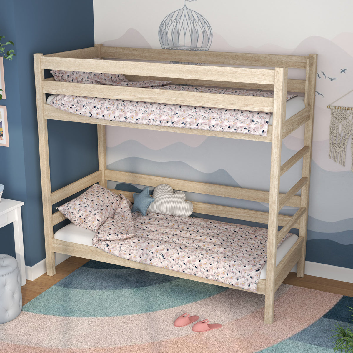 Lit superposé chêne blanchi dans la chambre d'enfant – décoration scandinave, en chêne